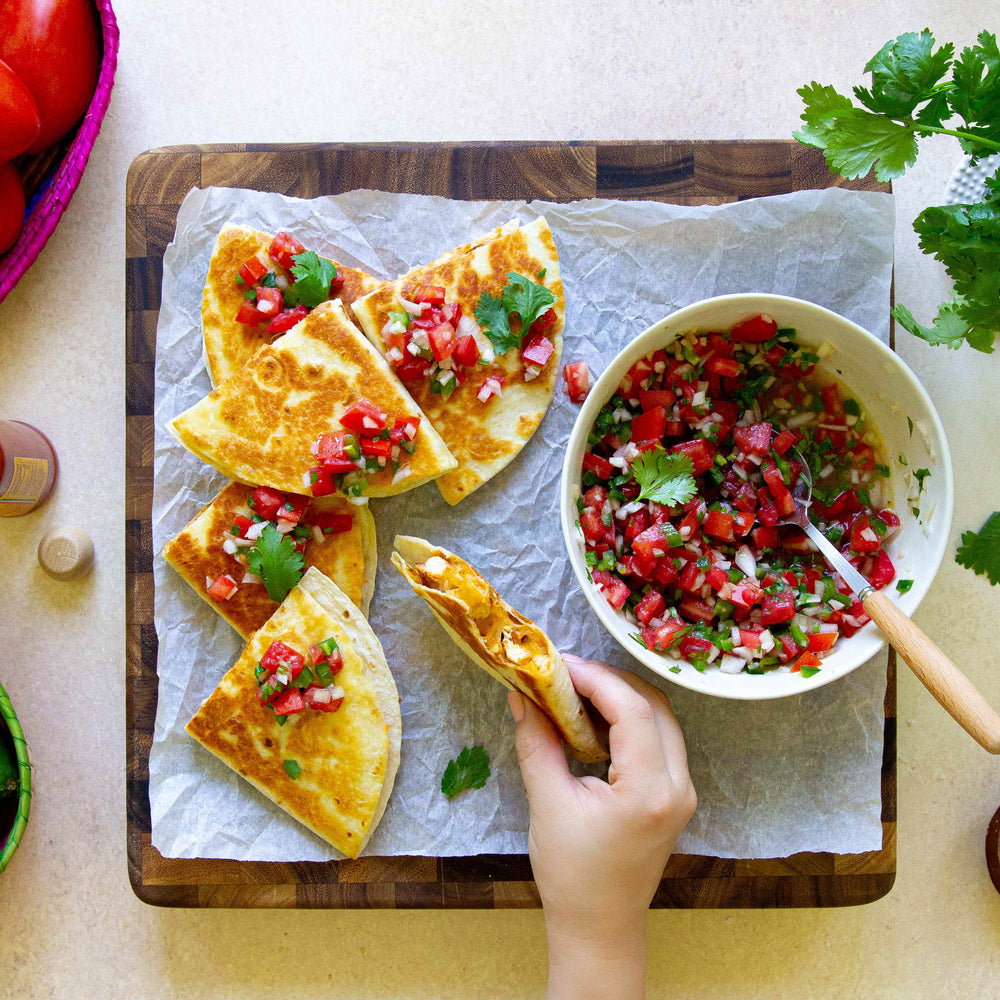 
                  
                    Quesadillas au poulet et pico de gallo
                  
                