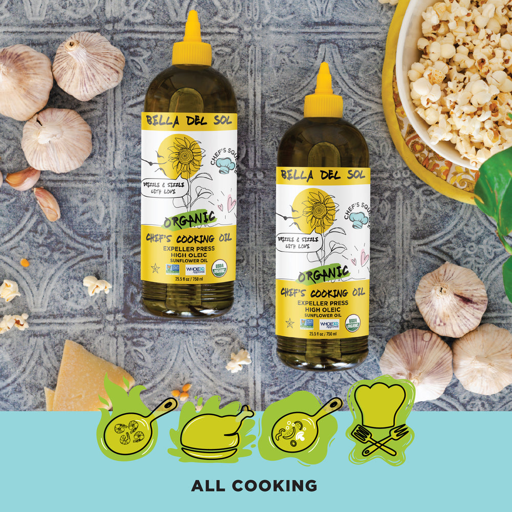 
                  
                    Two bottles of Bella Del Sol Organic High Oleic Sunflower Chef’s Cooking Oil with garlic, popcorn, and pasta ingredients, ideal for all types of cooking
                  
                