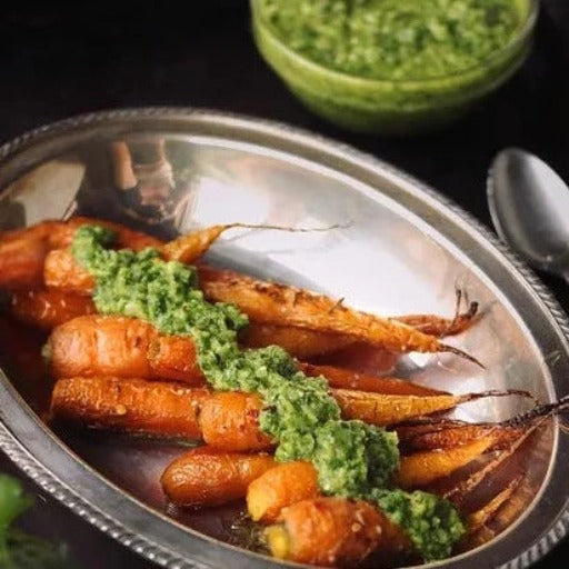 Carottes rôties au cumin et chimichurri à la coriandre 