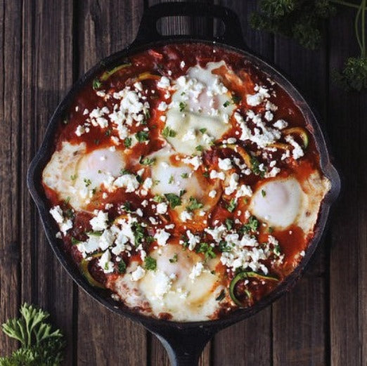 Shakshuka aux nouilles de courgettes